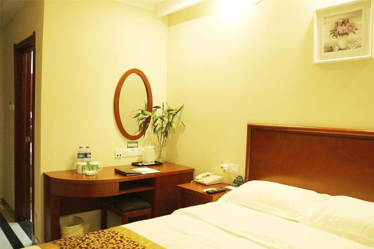 Greentree Inn Jiangsu Province Wuxi City Nanhu Jiayuan Metro Station Hotel Dış mekan fotoğraf